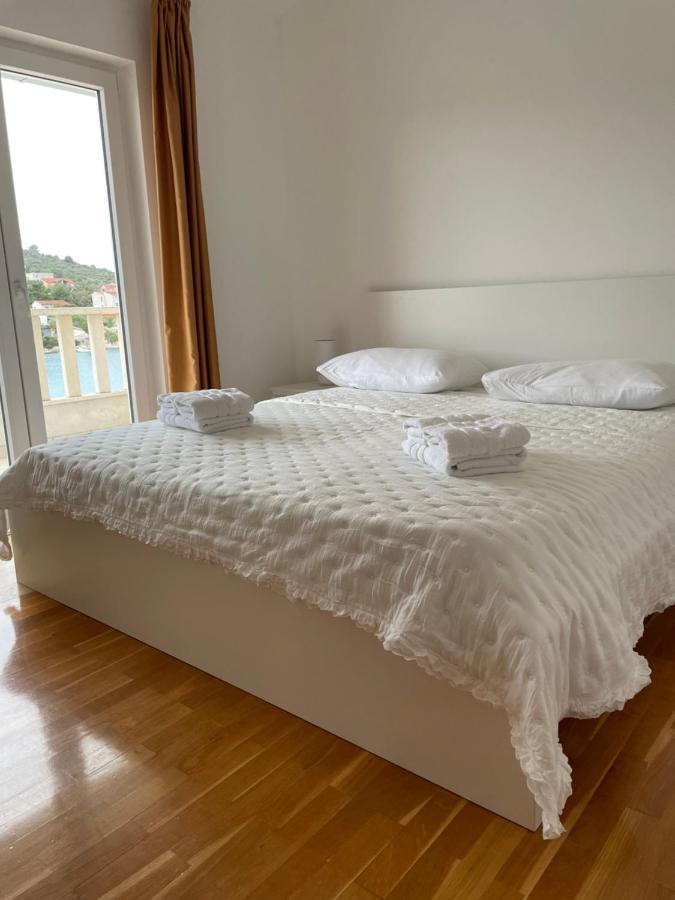 Villa Antoni ราชานิ ภายนอก รูปภาพ